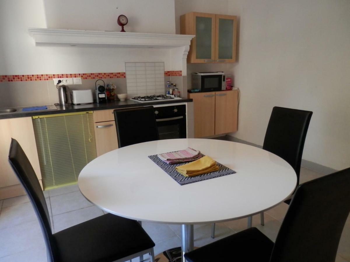 Appartement Villa Marie Fanny อาร์ลส์ ภายนอก รูปภาพ